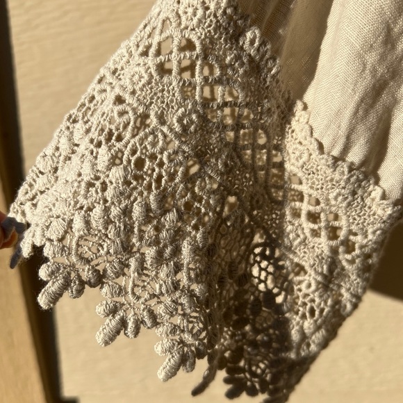 Stella Rosa Beige Linen Dress with Crocheted sleeves and bottom, Small - Picture 4 of 9